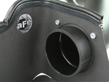Cargar imagen en el visor de la galería, Admisión aFe MagnumFORCE Stage-2 Pro 5R 07-11 Jeep Wrangler (JK) V6-3.8L