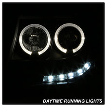 Cargar imagen en el visor de la galería, Spyder Chevy Suburban 1500 07-14 Projector Headlights LED Halo LED All Black PRO-YD-CSUB07-HL-BKV2