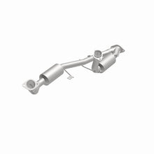 Cargar imagen en el visor de la galería, MagnaFlow Conv DF California 1995 Ford Windstar V6 3.0LGAS