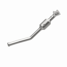 Cargar imagen en el visor de la galería, Magnaflow 13-15 Dodge Durango V6 3.6L OEM Grade / EPA Compliant Direct-Fit Catalytic Converter