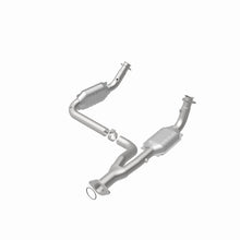 Cargar imagen en el visor de la galería, MagnaFlow Conv DF 07-09 Chevrolet/GMC Silverado/Sierra 2500 HD 6.0L Y-Pipe Assembly excludes Classic