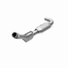 Cargar imagen en el visor de la galería, MagnaFlow Conv DF 99-00 Ford F-150 4.2L 50S