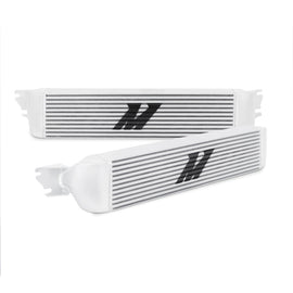 Mishimoto 03-05 Dodge Neon SRT-4 Kit de intercooler de rendimiento de aluminio plateado