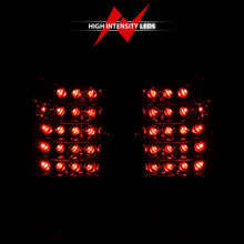 Cargar imagen en el visor de la galería, ANZO 1999-2007 Chevrolet Silverado 1500 luces traseras LED rojo/transparente