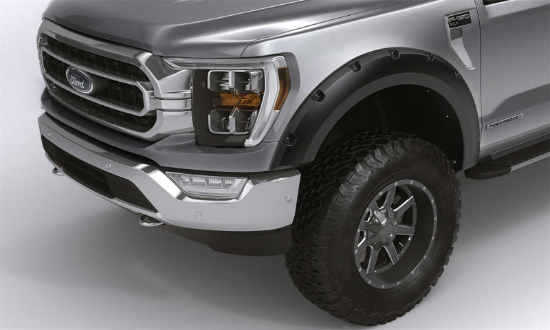 Bushwacker 09-14 Ford F-150 Forge Style Bengalas 4 piezas - Negro