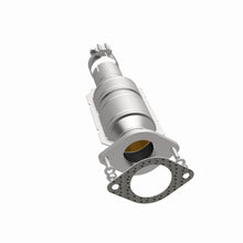 Cargar imagen en el visor de la galería, MagnaFlow Conv DF 2009-2013 Malibu L4 2.5L SS Direct Fit Catalytic Converter