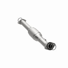Cargar imagen en el visor de la galería, MagnaFlow Conv DF 05-09 Toyota Tacoma 4.0L P/S Rear