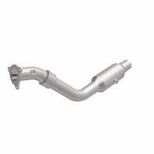 Cargar imagen en el visor de la galería, MagnaFlow Conv Direct Fit OEM 2004-2006 Chrysler Pacifica Underbody
