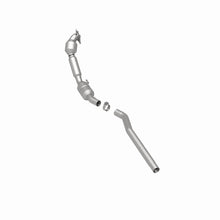 Cargar imagen en el visor de la galería, MagnaFlow Conv DF 06-08 VW Passat 2.0L