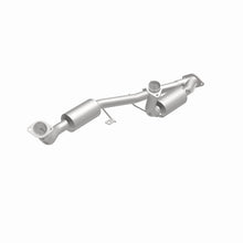 Cargar imagen en el visor de la galería, MagnaFlow Conv DF California 1995 Ford Windstar V6 3.0LGAS