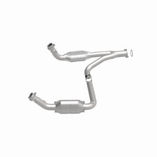 Cargar imagen en el visor de la galería, MagnaFlow Conv DF 07-09 Chevrolet/GMC Silverado/Sierra 2500 HD 6.0L Y-Pipe Assembly excludes Classic