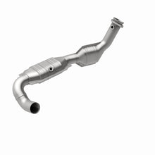 Cargar imagen en el visor de la galería, MagnaFlow Conv DF 01 Ford Trucks 4.6L