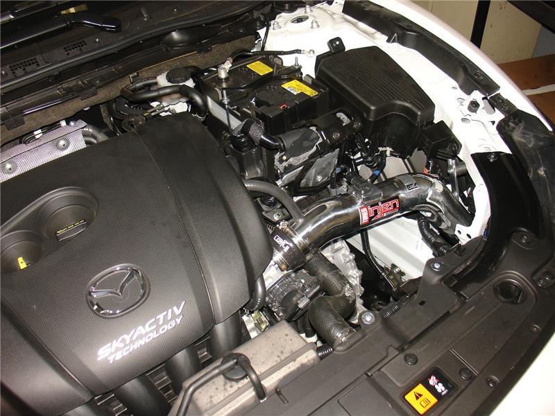 Injen 14-15 Mazda 6 2.5L 4cyl Entrada de aire frío negra con MR Tech y Air Fusion