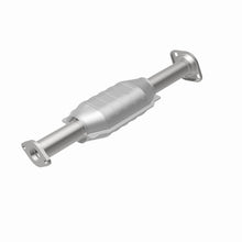 Cargar imagen en el visor de la galería, MagnaFlow Conv DF 01-03 Montero Sport Rear