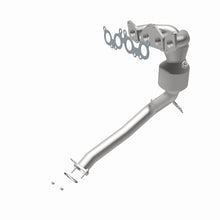 Cargar imagen en el visor de la galería, MagnaFlow Conv DF 05-11 Volvo XC90 4.4L Front