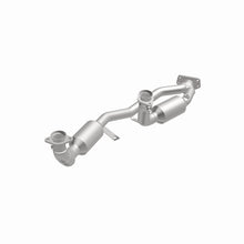 Cargar imagen en el visor de la galería, MagnaFlow Conv DF 99-00 Windstar 3.0L V6