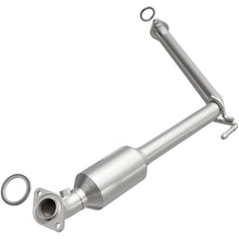 Cargar imagen en el visor de la galería, MagnaFlow Direct-Fit SS Catalytic Converter 05-06 Toyota Tundra 4.0L V6