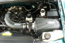 Cargar imagen en el visor de la galería, Volant 97-02 Ford Expedition 4.6 V8 Pro5 Closed Box Air Intake System