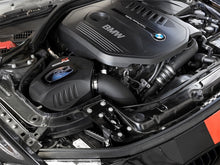 Cargar imagen en el visor de la galería, aFe Momentum GT Pro 5R Sistema de admisión de aire frío 16-17 BMW 340i/ix B58