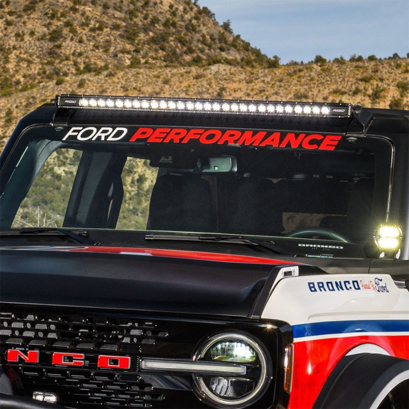 Ford Racing Ford Performance Bronco - Pancarta para parabrisas, color blanco y rojo