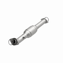 Cargar imagen en el visor de la galería, MagnaFlow Conv DF 05-09 Toyota Tacoma 4.0L P/S Rear