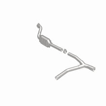 Cargar imagen en el visor de la galería, MagnaFlow Conv DF 04-05 Dodge Ram 1500 Pickup 5.7L P/S