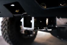 Cargar imagen en el visor de la galería, DV8 Offroad 07-21 Jeep Wrangler (JK/JL) Enganche atornillado sin luces