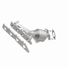 Cargar imagen en el visor de la galería, MagnaFlow Direct-Fit SS OEM Catalytic Converter 12-15 Hyundai Accent L4-1.6LGAS