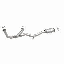 Cargar imagen en el visor de la galería, MagnaFlow Conv DF 97-98 Toyota Avalon Camry 3