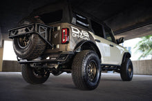 Cargar imagen en el visor de la galería, Parachoques trasero DV8 Offroad 21-23 Ford Bronco Competition Series