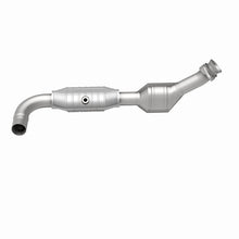 Cargar imagen en el visor de la galería, MagnaFlow Conv DF 99-00 Ford F-150 4.2L 50S