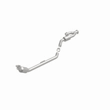 Cargar imagen en el visor de la galería, MagnaFlow Conv DF 2003 Mercedes CLK320 3.2L