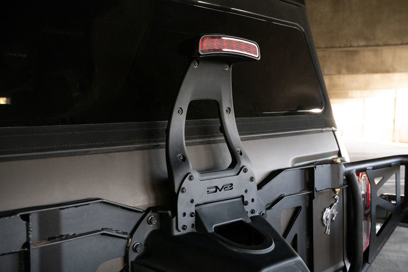 DV8 21-22 Ford Bronco Soporte de extensión de tercera luz de freno