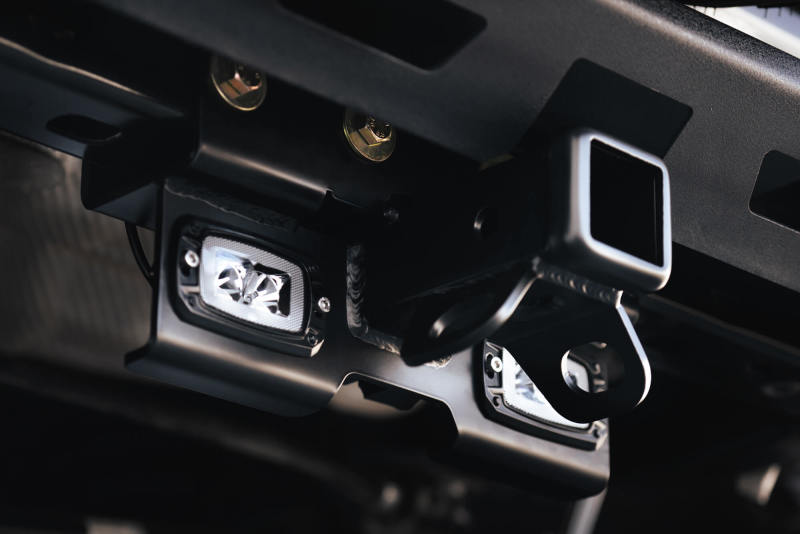 DV8 Offroad 07-21 Jeep Wrangler (JK/JL) Enganche atornillable con luces