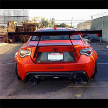 Cargar imagen en el visor de la galería, Spyder Scion FRS 12-14/Subaru BRZ 12-14 Light Bar LED Tail Lights Black ALT-YD-SFRS12-LBLED-BK