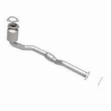Cargar imagen en el visor de la galería, MagnaFlow Conv DF 02-03 Saturn Vue 3.0L Front