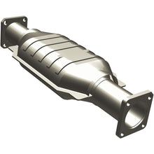 Cargar imagen en el visor de la galería, MagnaFlow Conv Direct Fit 91-94 Isuzu Rodeo 3.1L V6