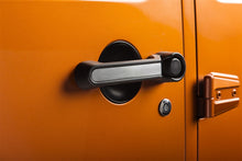 Cargar imagen en el visor de la galería, Rugged Ridge Door Handle Inserts Aluminum 07-18 Jeep Wrangler JKU 4 Door