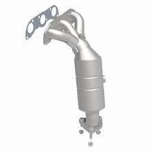 Cargar imagen en el visor de la galería, MagnaFlow Conv DF 04-05 Suz Verona2.5 Manifold Rear