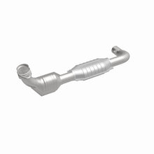 Load image into Gallery viewer, MagnaFlow Conv DF 97-98 Ford Trucks 4.6L