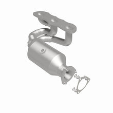 Cargar imagen en el visor de la galería, Magnaflow 12-16 Porsche 911 Carrera H6 3.4L OEM Grade Direct-Fit Catalytic Converter