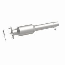 Cargar imagen en el visor de la galería, MagnaFlow Conv DF Cadillac 96-99 4.6L