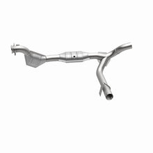 Cargar imagen en el visor de la galería, MagnaFlow Conv DF 01-04 Ford F-150 4.6L (49 State)