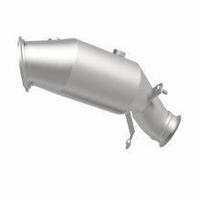 Cargar imagen en el visor de la galería, MagnaFlow 2014 BMW 335i GT xDrive 3.0L Underbody Direct Fit EPA Compliant Catalytic Converter