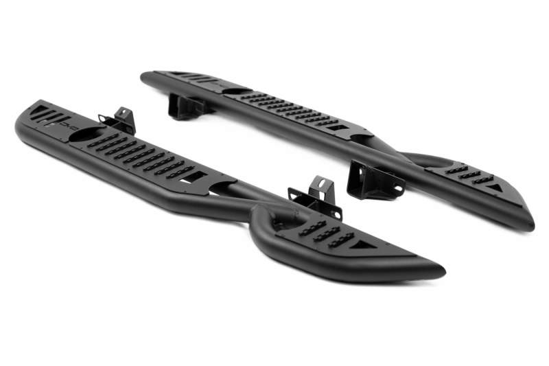 DV8 Offroad 21-23 Ford Bronco OE Plus Pasos laterales de 2 puertas