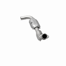 Cargar imagen en el visor de la galería, MagnaFlow Conv DF 99-00 Ford F-150 4.2L 50S