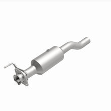 Cargar imagen en el visor de la galería, MagnaFlow 20-22 Ford F-350 Super Duty V8 7.3L Rear Underbody Direct Fit Catalytic Converter