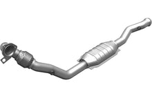 Cargar imagen en el visor de la galería, MagnaFlow Conv DF 95 Volvo 850 2.3L