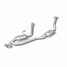Cargar imagen en el visor de la galería, MagnaFlow Conv DF 04 Ford Freestar 3.9L