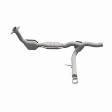 Cargar imagen en el visor de la galería, MagnaFlow Conv DF 04-06 Ford F-150 Pick Up (Exc Heritage) / 06 Lincoln Mark LT Truck Passenger Side